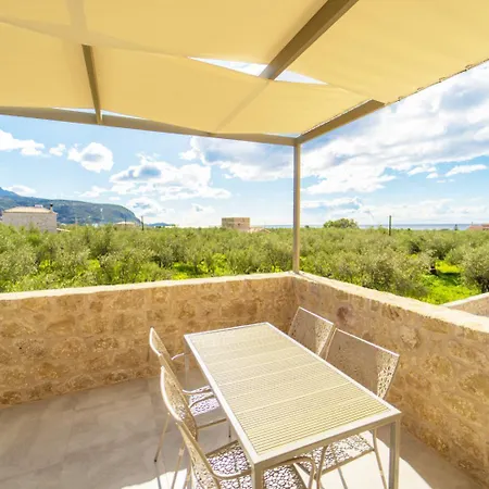 Villa Castillo Ena Agios Nikolaos (Mani)