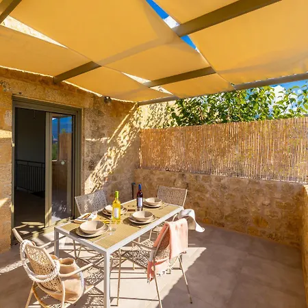 Castillo Ena Villa *