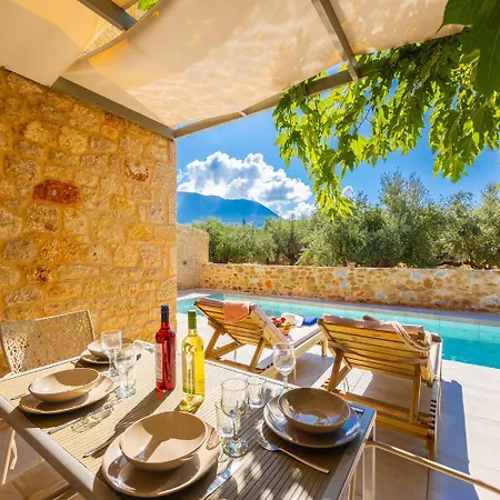 Villa Castillo Ena Agios Nikolaos (Mani)